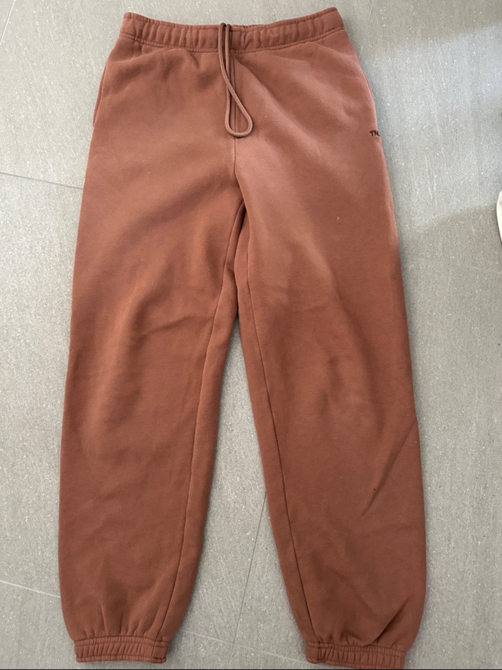 TNA Cozy fleece Mega sweatpants in Rust Brown